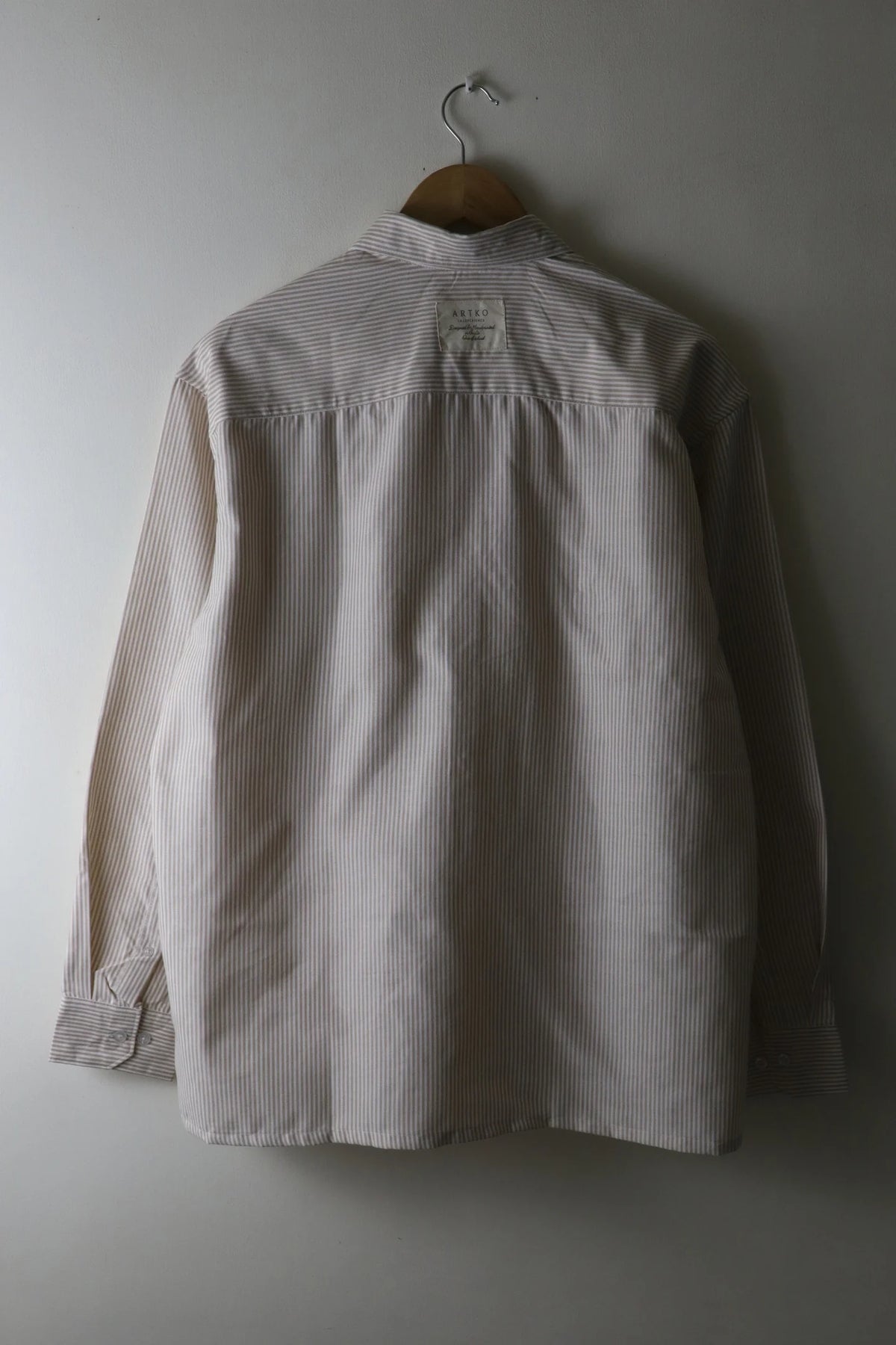 Artko 528: Relaxed Fit Shirt [UNISEX]