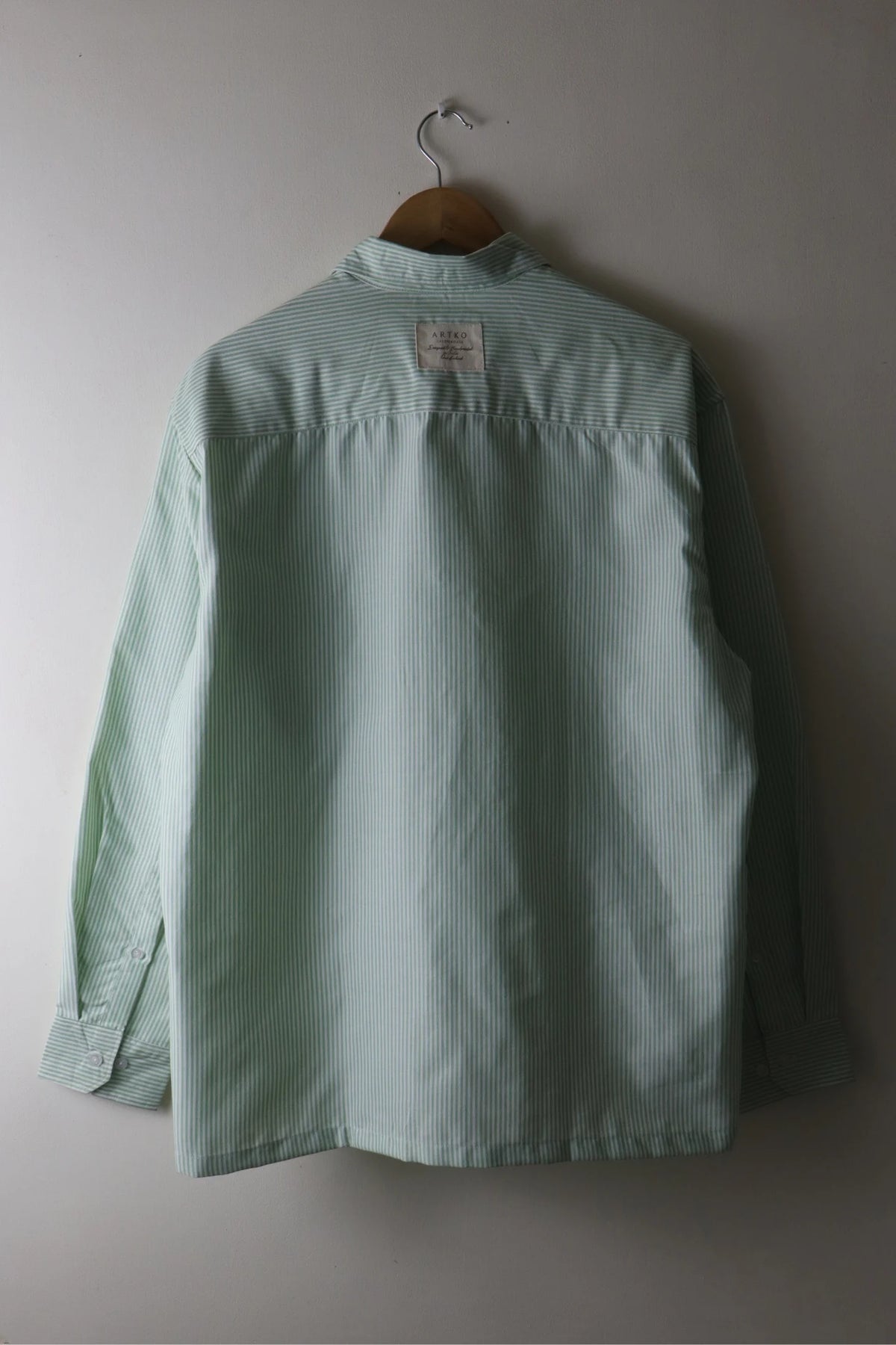 Artko 526: Relaxed Fit Shirt [UNISEX]