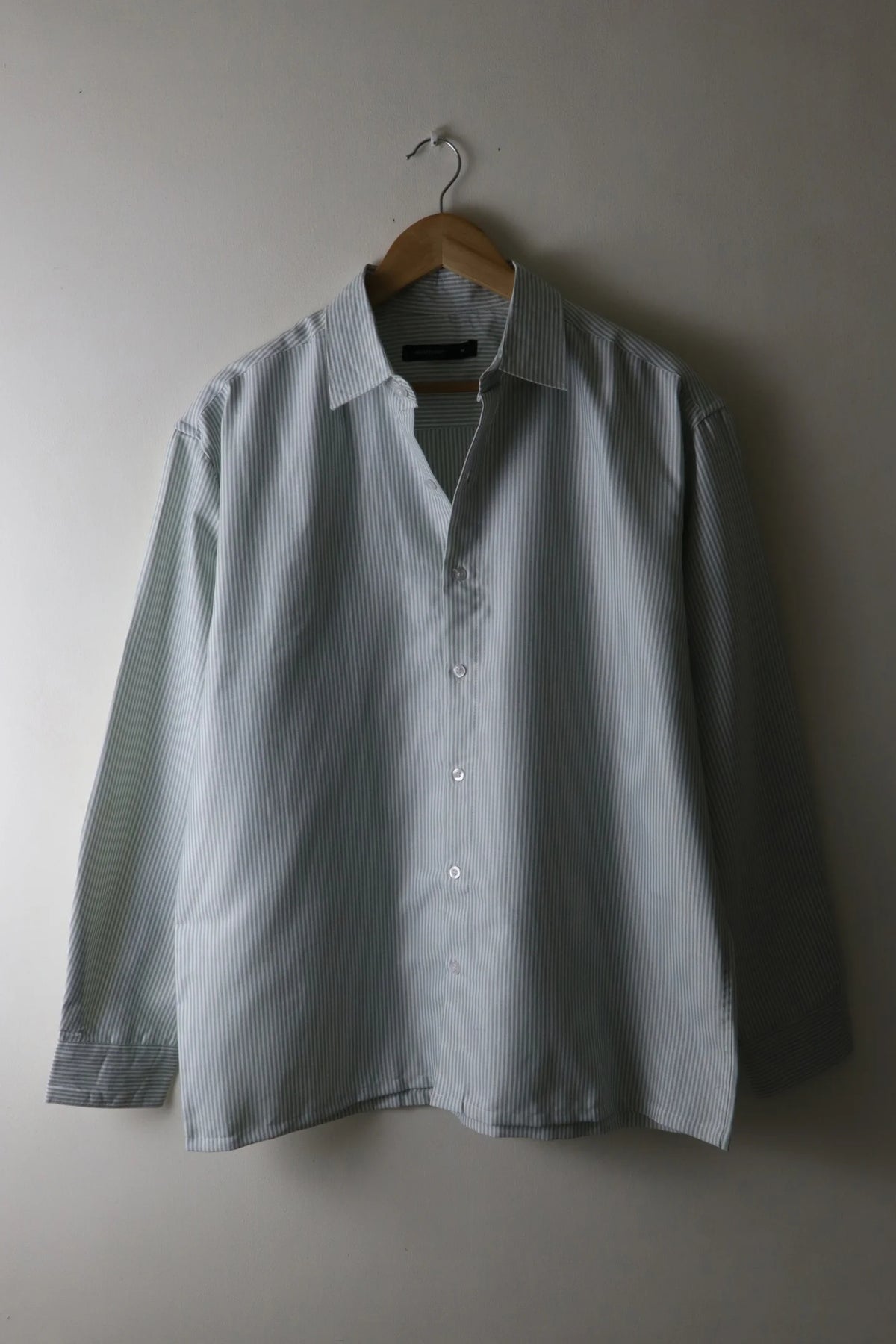 Artko 527: Relaxed Fit Shirt [UNISEX]